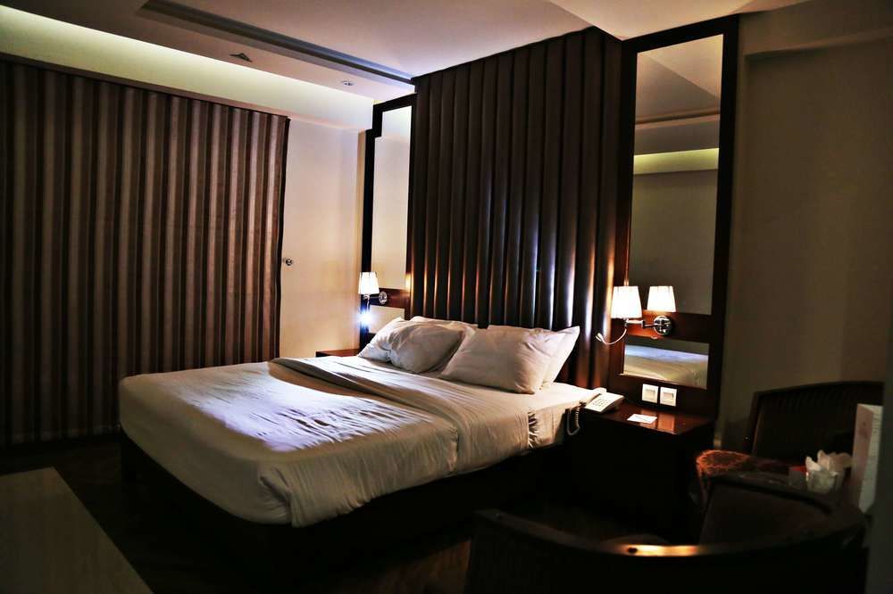 Lahore Continental Hotel Экстерьер фото