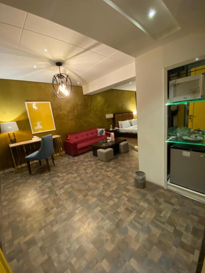 Lahore Continental Hotel Экстерьер фото